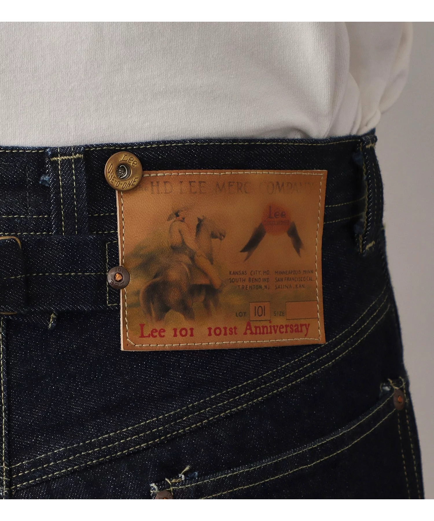 Lee の101周年を締めくくる特別な一着『ANNIVERSARY 101 ICONIC COWBOY PANTS』が発売