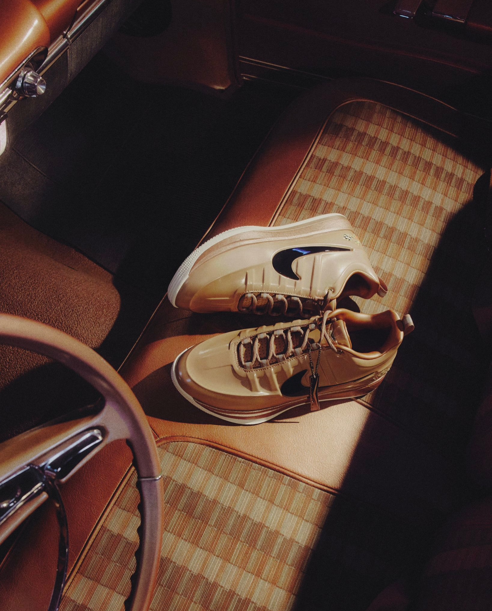 CHEVROLET × NIKE BOOK 2 "Pretty Penny" が8月26日(水)に発売予定