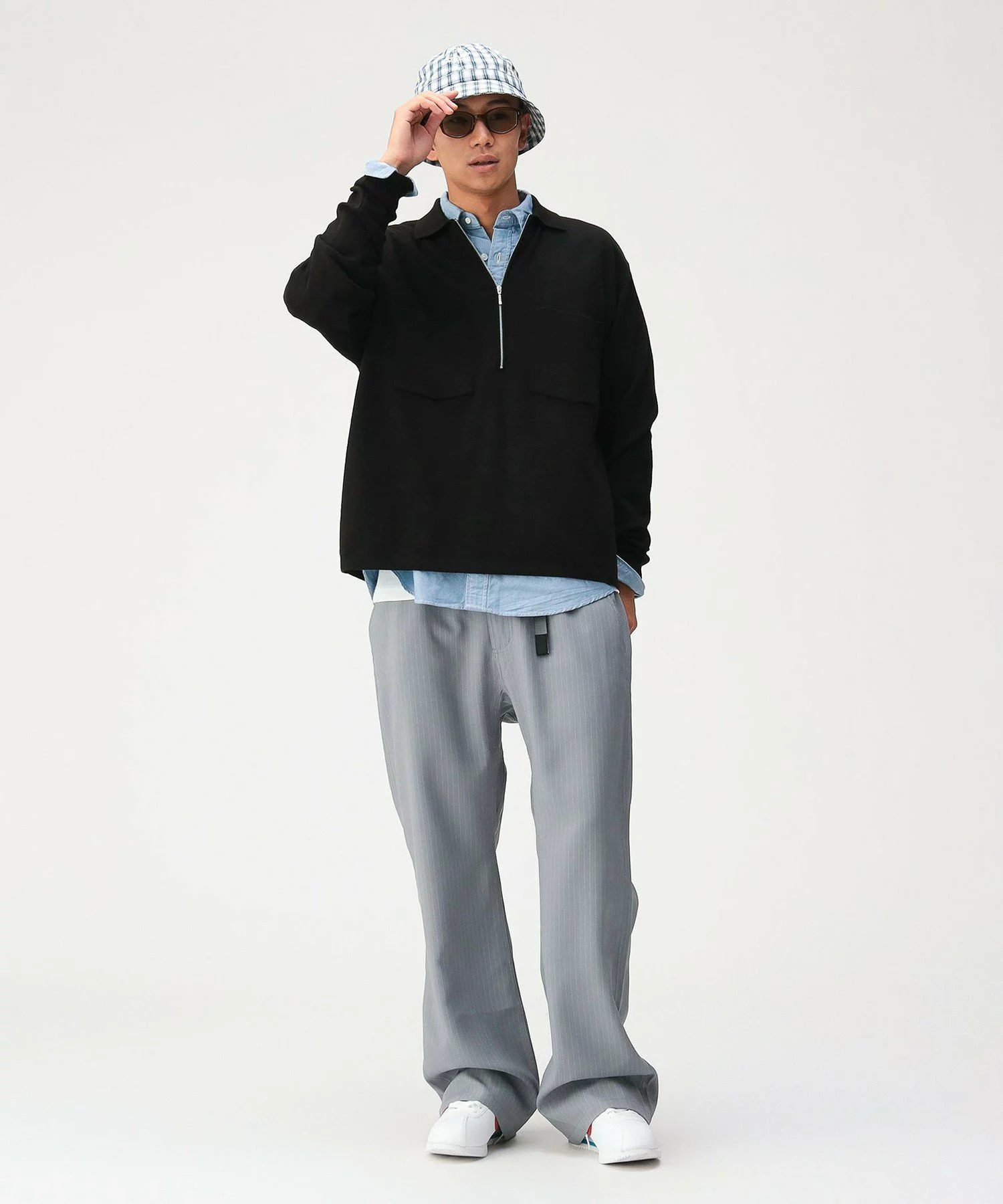 BEAMS × GRAMICCI 26FW『ピンストライプ パンツ』が発売