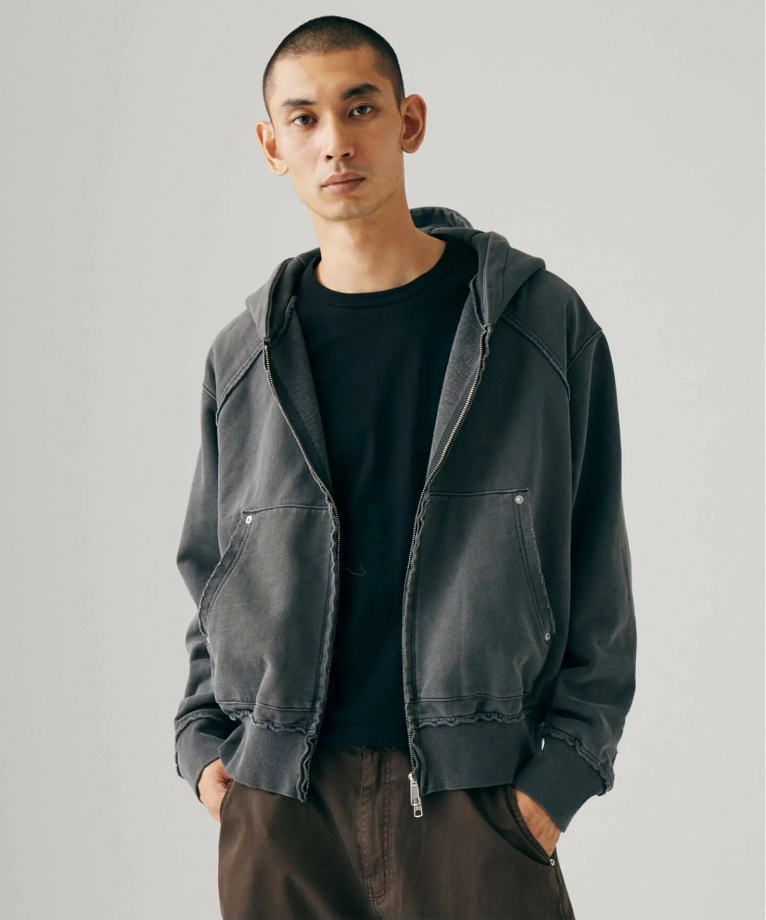 JOURNAL STANDARD 26FW『ラウンド スリーブ フーディ』の先行予約が開始