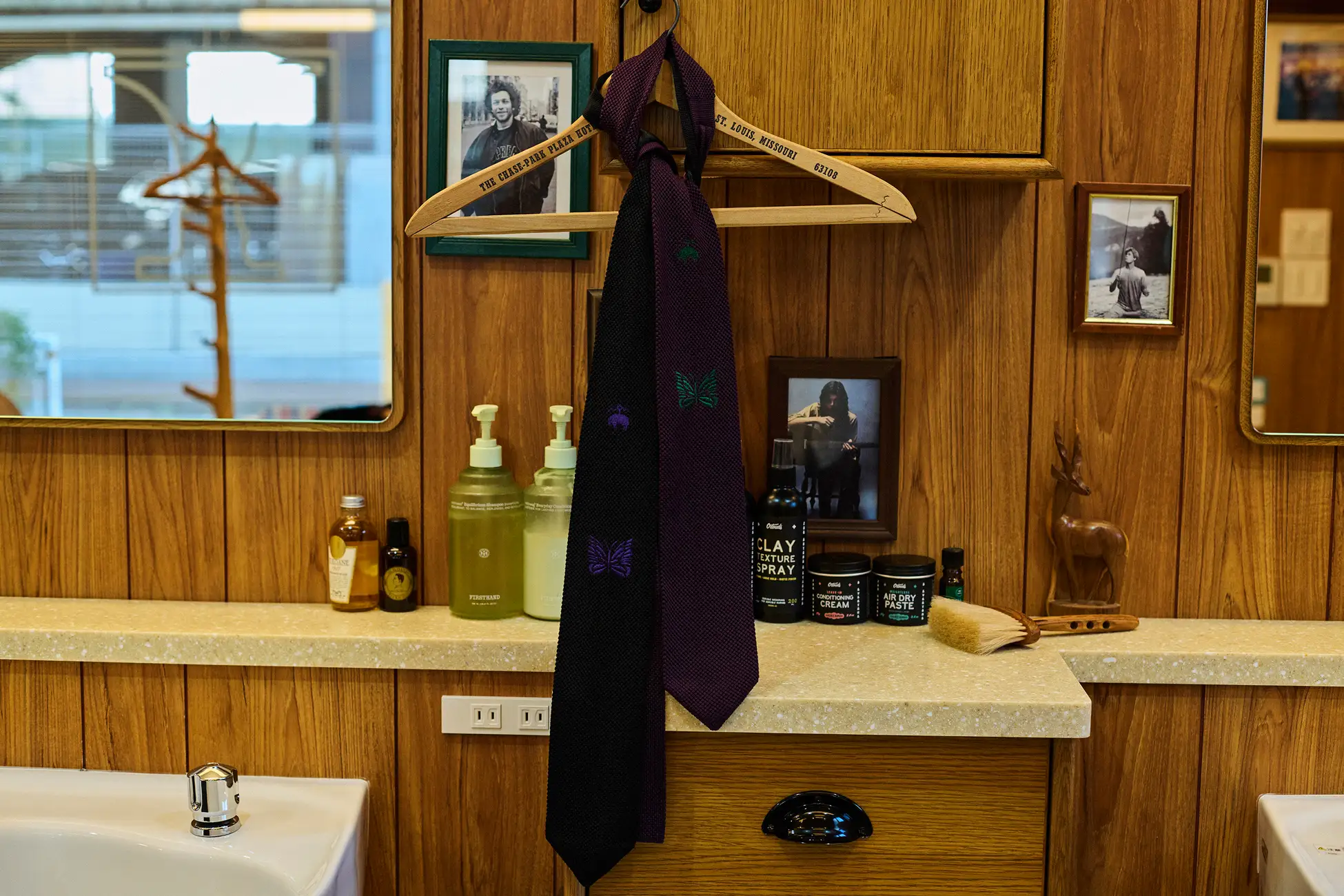BROOKS BROTHERS × NEEDLES の初コラボコレクションが発表