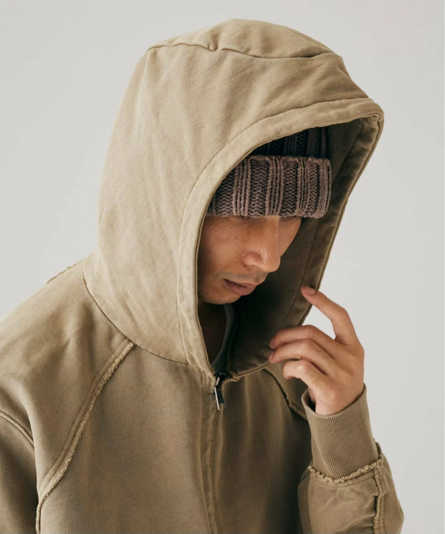 JOURNAL STANDARD 26FW『ラウンド スリーブ フーディ』の先行予約が開始