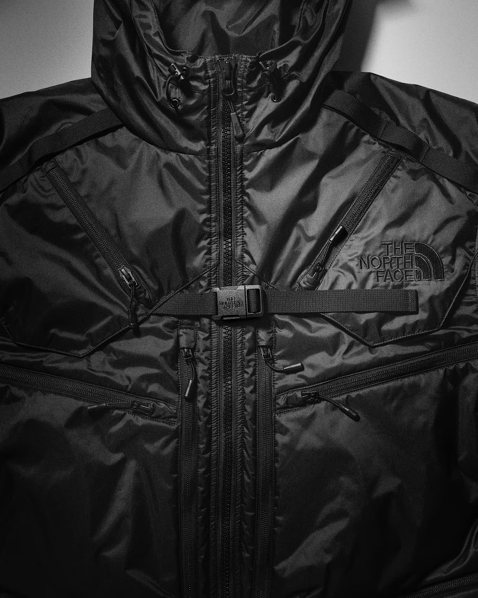eYe Junya Watanabe MAN × THE NORTH FACE 26FW『Tech Vest Mountain Jacket』が海外で発売