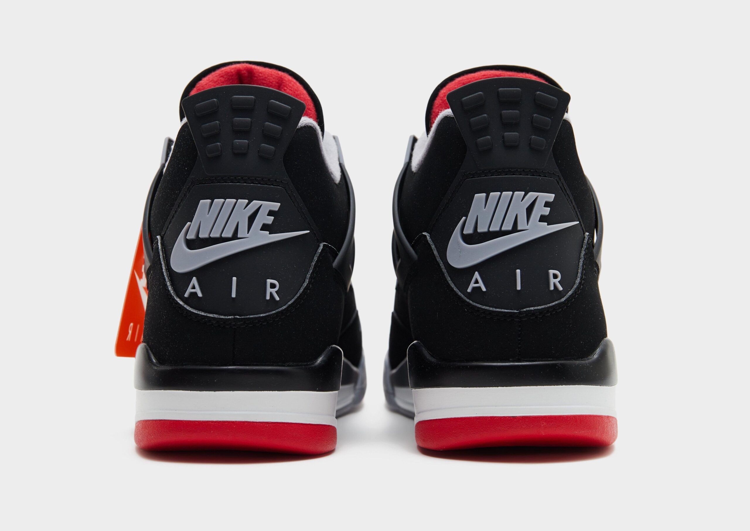 NIKE AIR JORDAN 4 RETRO OG “Bred” 2026 のリテーラールックが公開