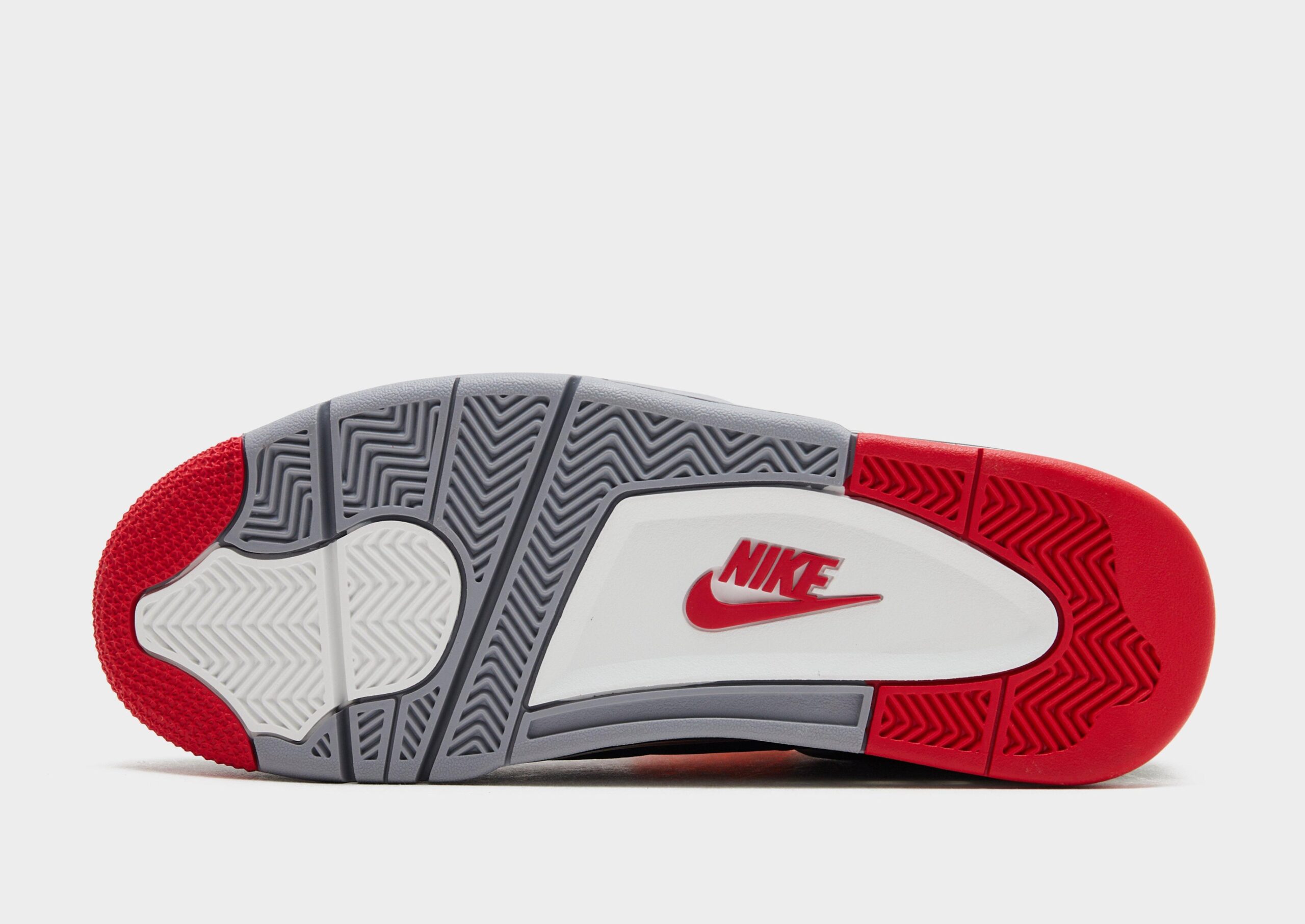 NIKE AIR JORDAN 4 RETRO OG “Bred” 2026 のリテーラールックが公開