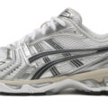 ASICS GEL-KAYANO 14 "White/Graphite Grey" が8月6日(木)10:00~追加予約開始