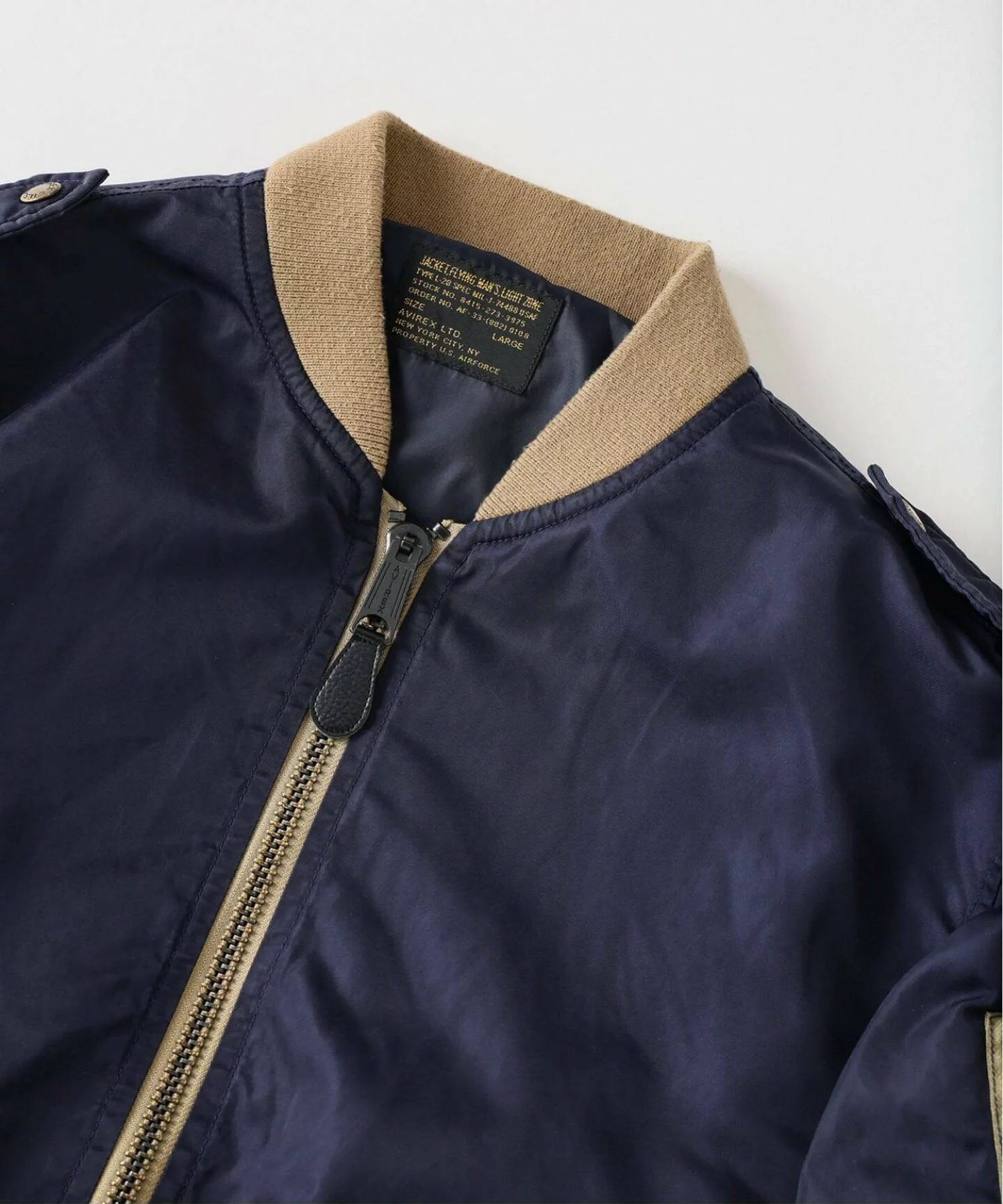 JOURNAL STANDARD relume × AVIREX 26FW『L-2B フライトジャケット』の先行予約が開始