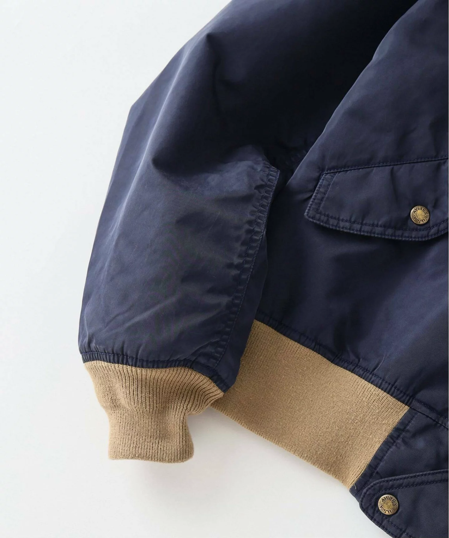 JOURNAL STANDARD relume × AVIREX 26FW『L-2B フライトジャケット』の先行予約が開始