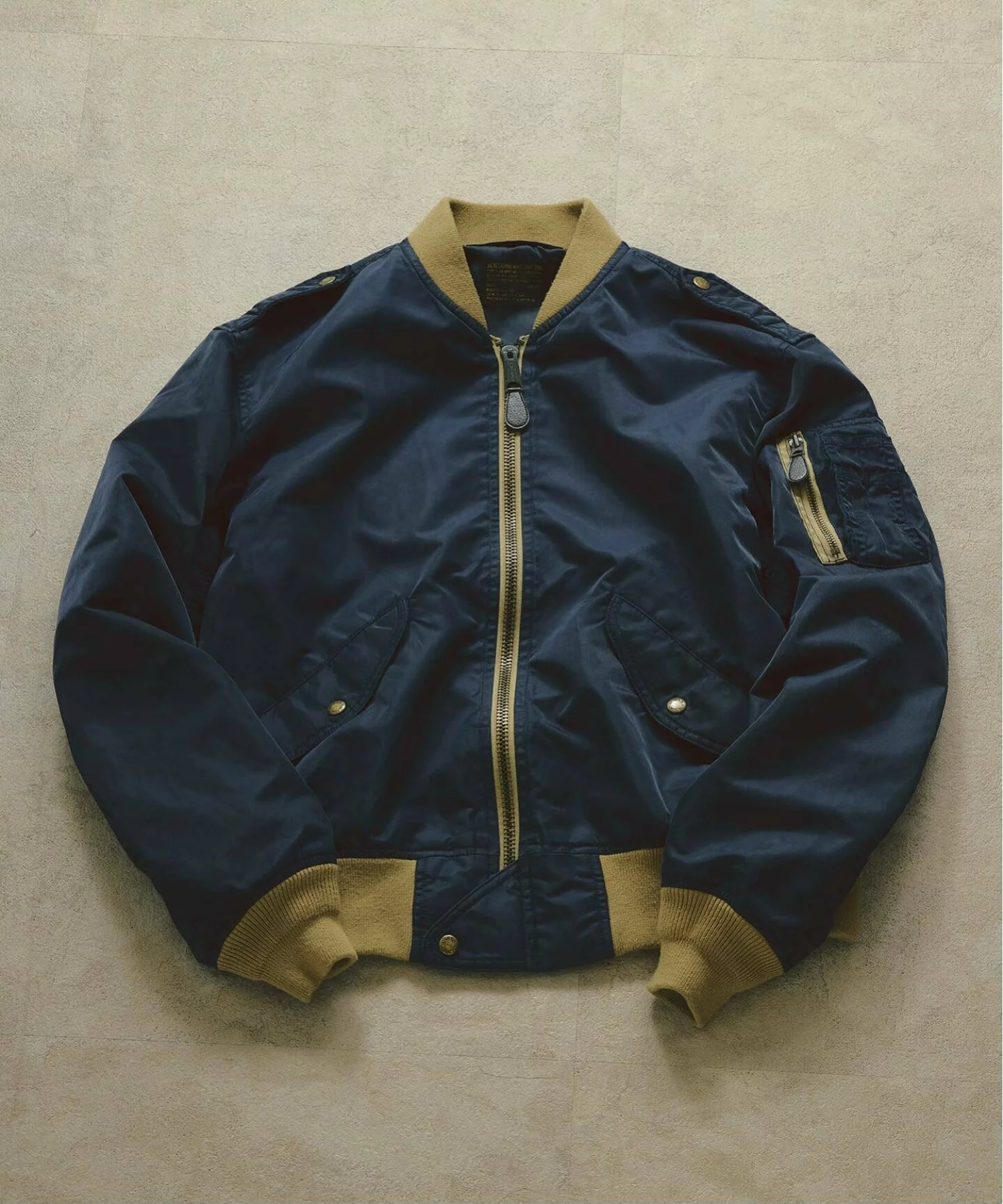 JOURNAL STANDARD relume × AVIREX 26FW『L-2B フライトジャケット』の先行予約が開始