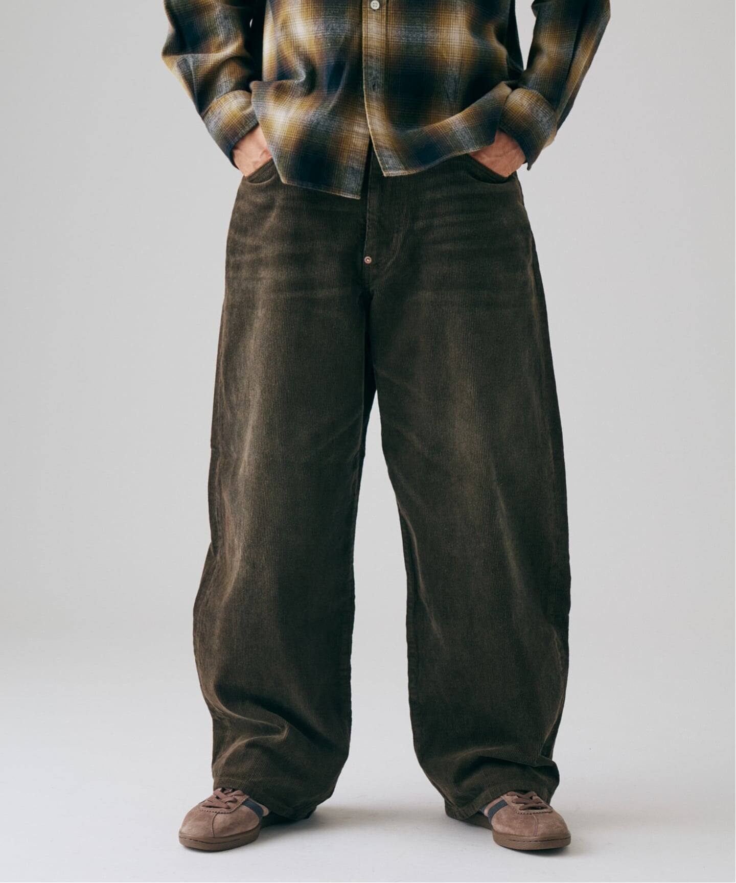 JOURNAL STANDARD 26FW『フェード モダン コーデュロイパンツ』のオンライン先行予約が開始