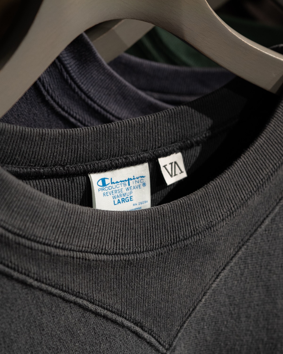 V.A. × Champion 26FW『Reverse Weave® ヴィンテージウォッシュ スウェット』が発売