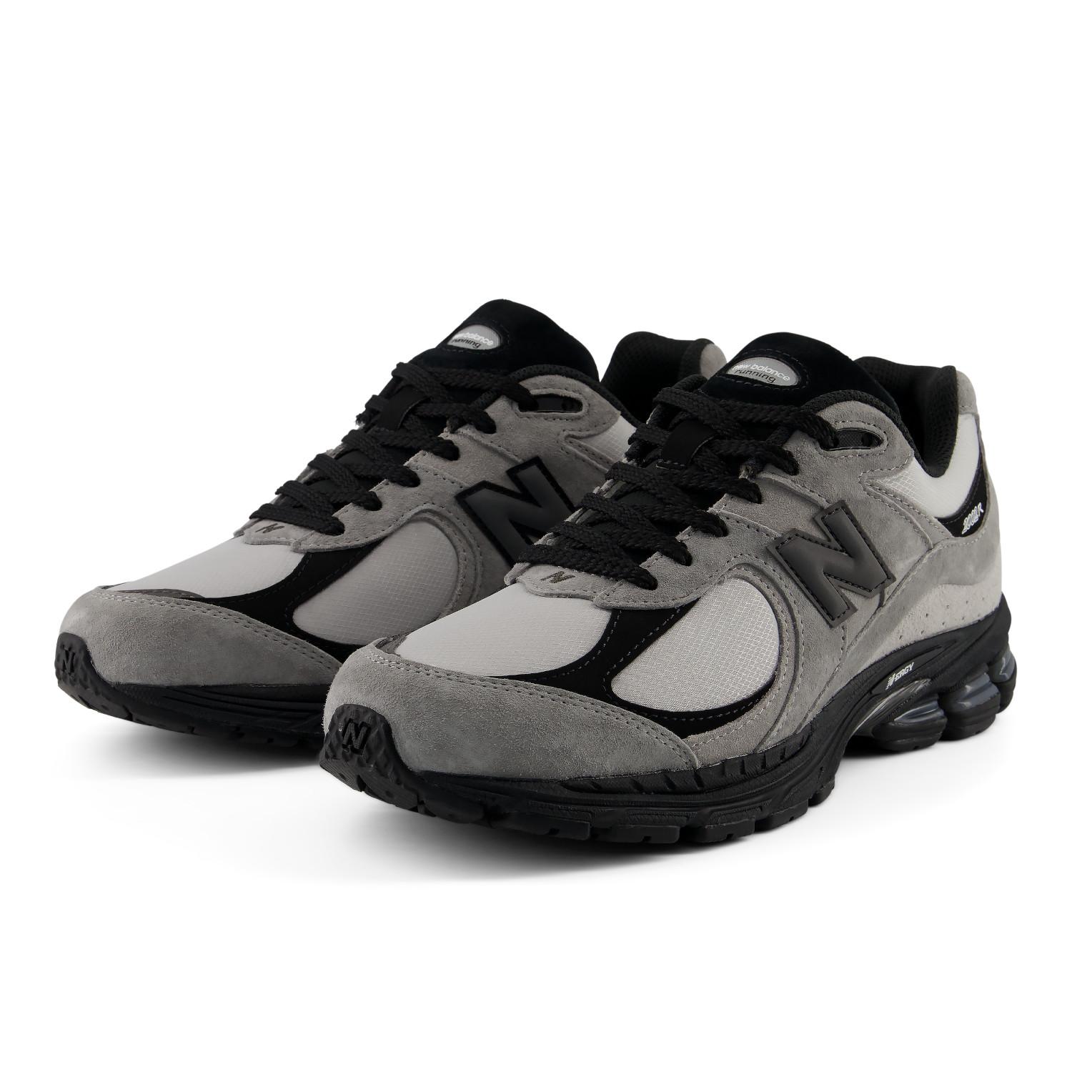 New Balance 2002R 新作の国内オンライン先行予約が開始