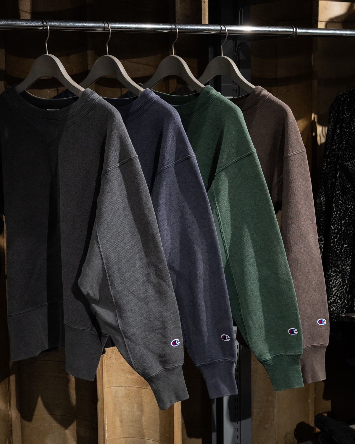 V.A. × Champion 26FW『Reverse Weave® ヴィンテージウォッシュ スウェット』が発売