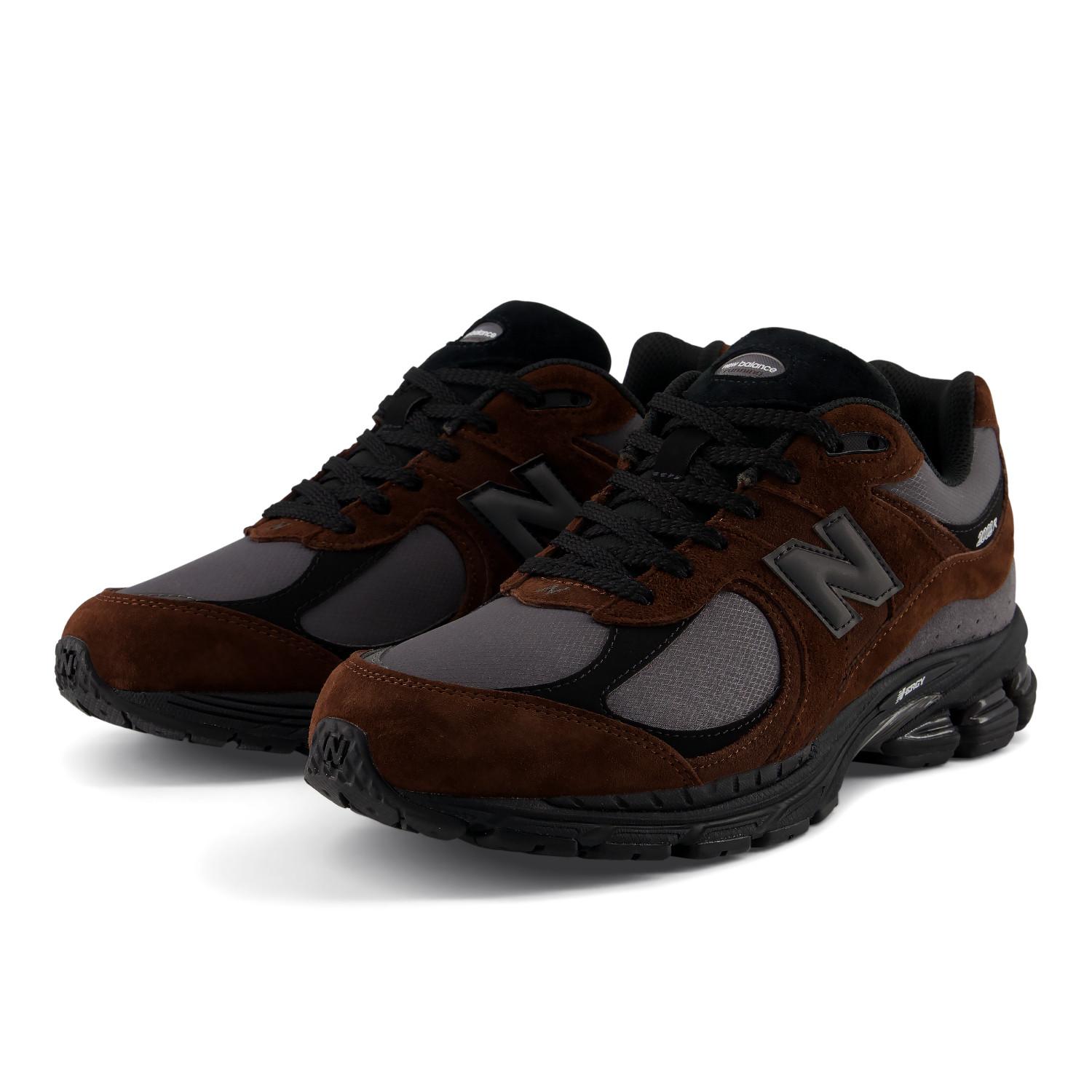 New Balance 2002R 新作の国内オンライン先行予約が開始
