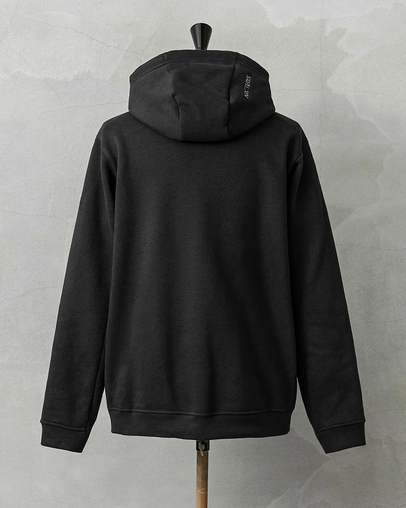 ARC’TERYX『Emblem Fleece Hoody』がオンラインにて再販