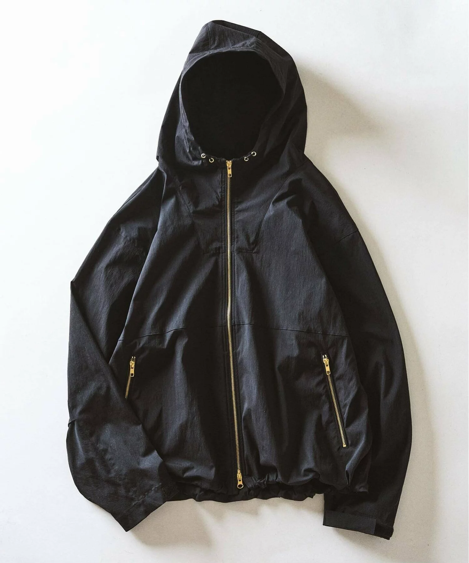 417 ÉDIFICE 26FW『utility ワッシャーナイロン パーカー』の国内オンライン先行予約が開始