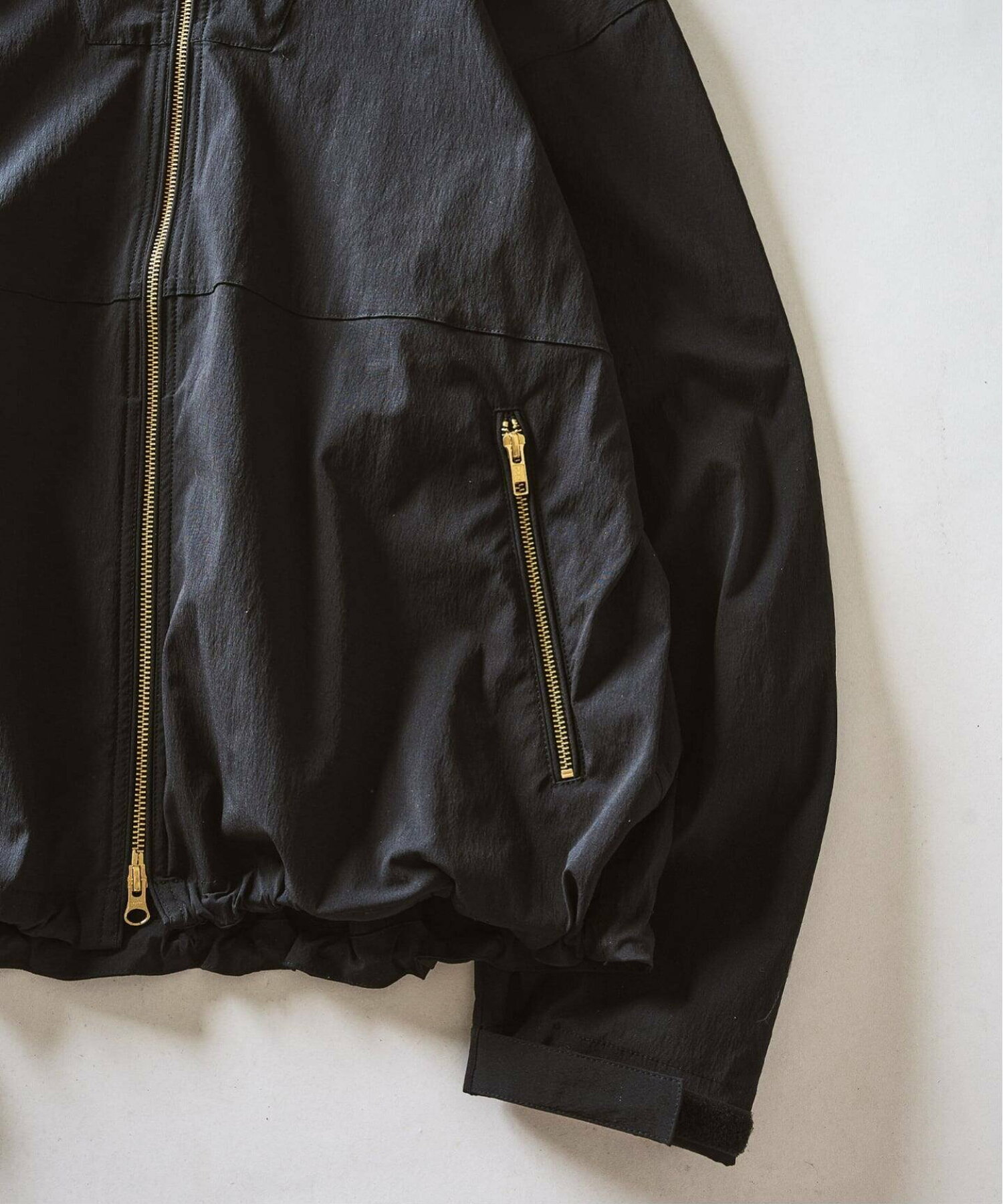 417 ÉDIFICE 26FW『utility ワッシャーナイロン パーカー』の国内オンライン先行予約が開始