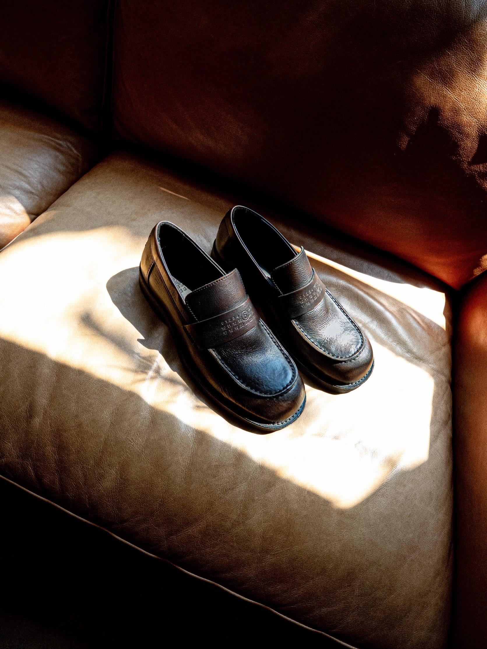 MM6 Maison Margiela 『MOCASSIN』が国内発売予定