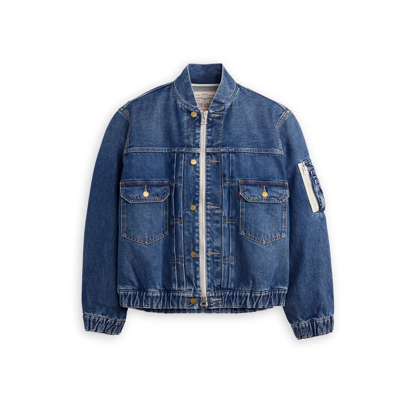 sacai × Levi’s® 26FW コレクションの国内リリース情報が発表