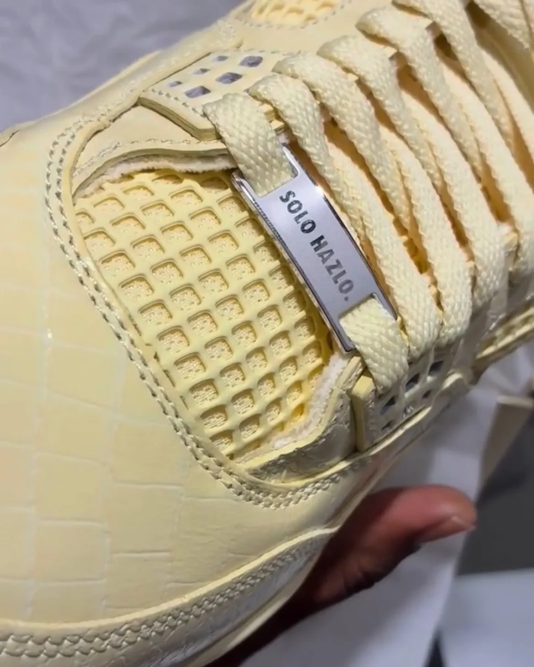 J Balvin × NIKE AIR JORDAN 4 RETRO OG SP “Lemonade” が発売予定