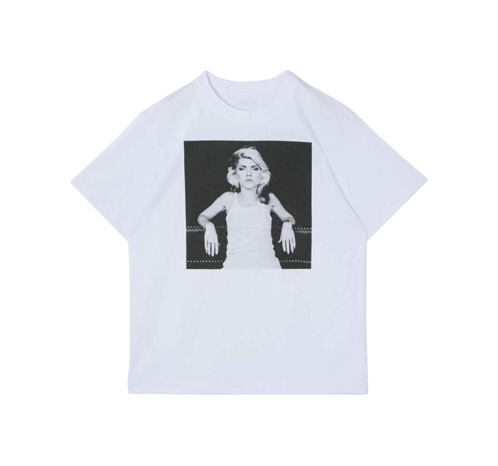 sacai からロック歌手 デボラ・ハリー のフォトTシャツが登場