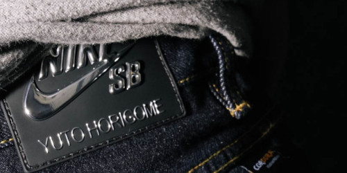 堀米 雄斗 × Nike SB『Crest Denim Pants “Obsidian”』が海外オンラインにて発売開始
