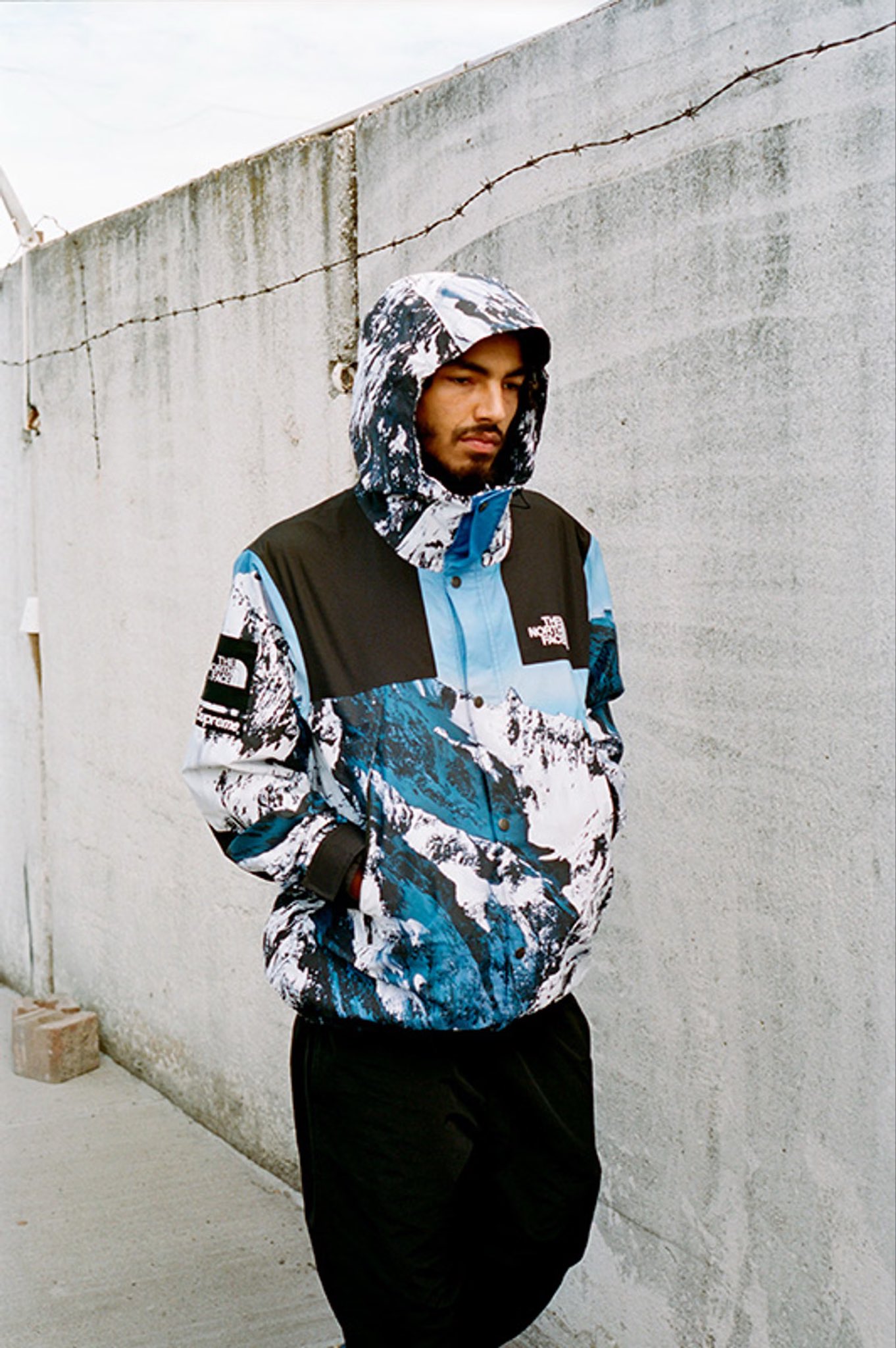 Supreme × THE NORTH FACE が復活か