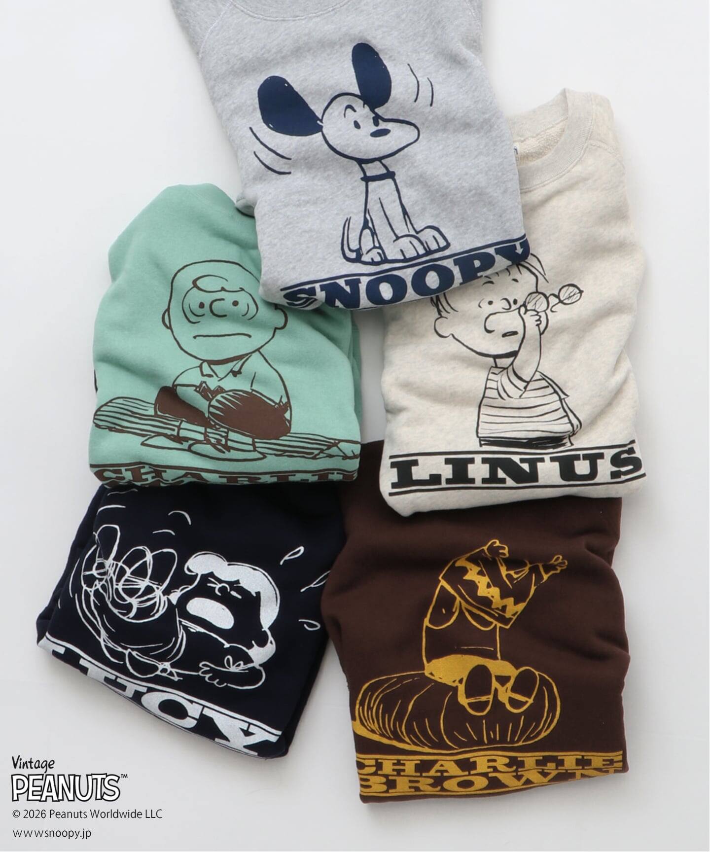 JOURNAL STANDARD relume × PEANUTS 26FW『ヴィンテージ プリントスウェット』のオンライン先行予約が開始